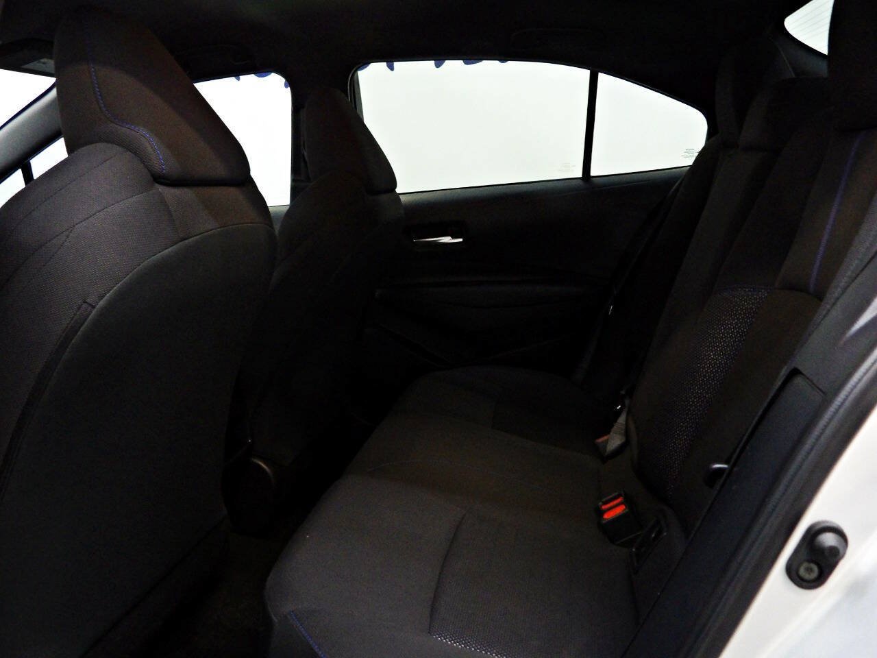 Used 2022 Toyota Corolla SE FWD image 10