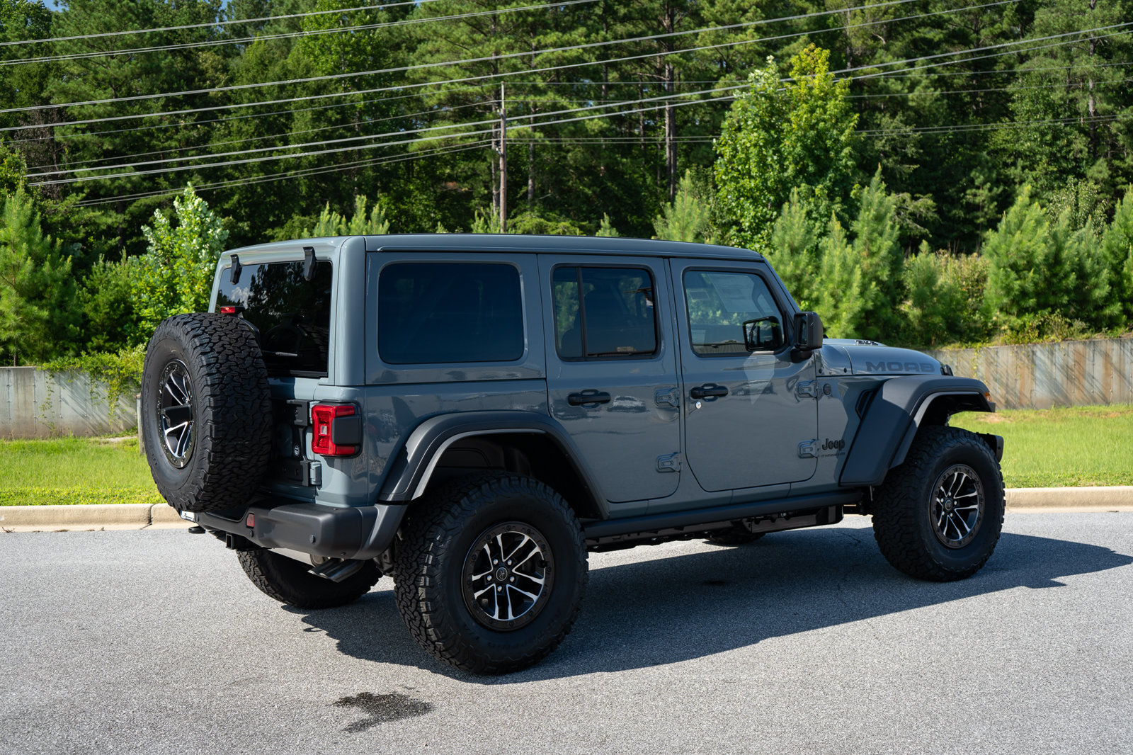 New 2026 Jeep Wrangler Unlimited Rubicon 392 w/ Quick Order Package 27X Moab AWD/4WD image 23