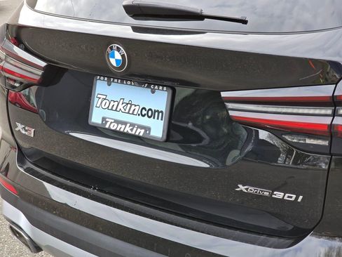 Used 2023 BMW X3 xDrive30i AWD/4WD image 13