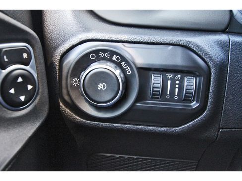 Used 2021 Jeep Wrangler Unlimited Sport image 21