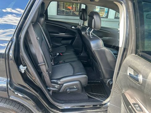 Used 2019 Dodge Journey Crossroad AWD/4WD image 21