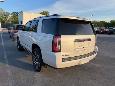 Used 2018 GMC Yukon Denali w/ Denali Ultimate Package image 3