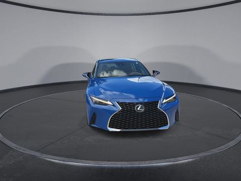 Used 2023 Lexus IS 300 w/ Comfort Package RWD image 3