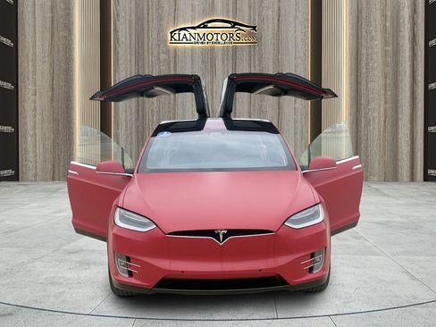 Used 2017 Tesla Model X 75D AWD/4WD image 24