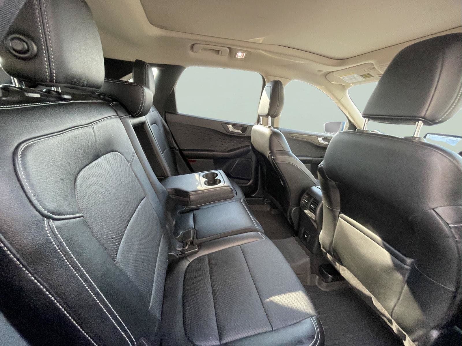 Used 2020 Ford Escape Titanium AWD/4WD image 21