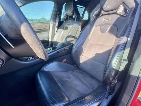 Used 2019 Cadillac CTS V w/ Carbon Fiber Package RWD image 18