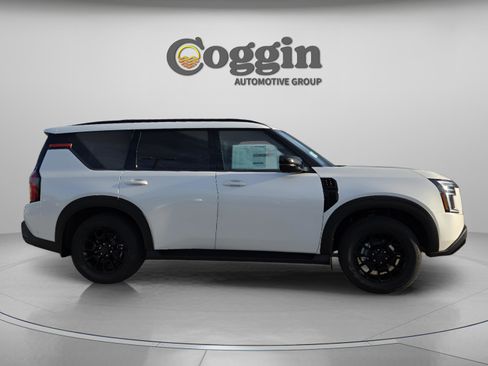 New 2026 Nissan Armada PRO-4X w/ Captain's Chari Seat Package image 7