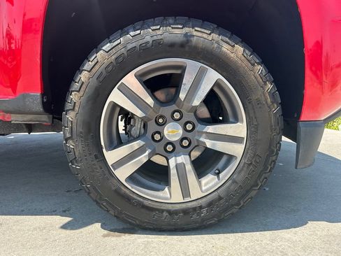 Used 2018 Chevrolet Colorado W/T w/ Custom Special Edition AWD/4WD image 30