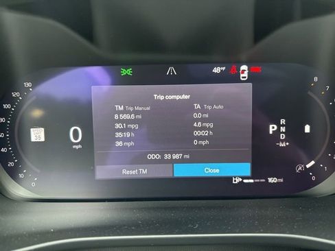 Used 2023 Volvo XC40 B5 Plus w/ Driver Assist Package AWD/4WD image 15