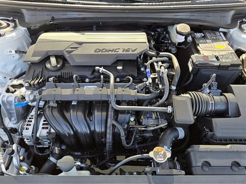 New 2025 Kia K4 LX image 20