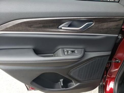 New 2026 Jeep Grand Cherokee Altitude AWD/4WD image 13
