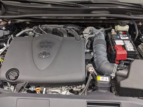 Used 2018 Toyota Camry XLE FWD image 42