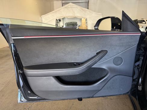 Used 2024 Tesla Model 3 Performance AWD/4WD image 19