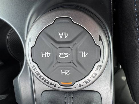 Used 2024 Ford Bronco Wildtrak AWD/4WD image 16