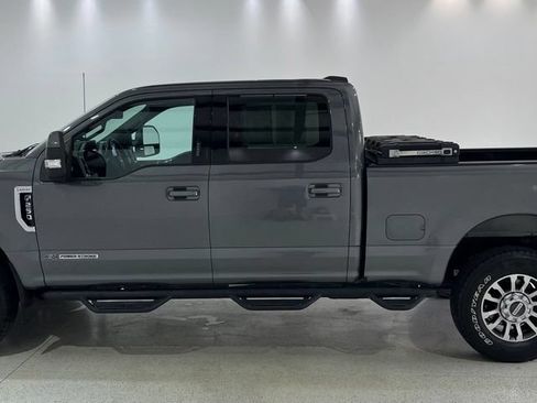 Used 2022 Ford F250 Lariat w/ Lariat Value Package AWD/4WD image 2