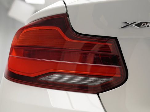 Used 2019 BMW 230i xDrive Coupe w/ Convenience Package image 10