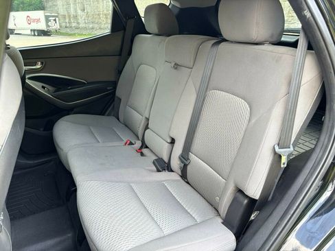 Used 2017 Hyundai Santa Fe Sport FWD image 17