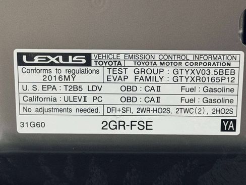 Used 2016 Lexus IS 300 AWD w/ Premium Package image 13