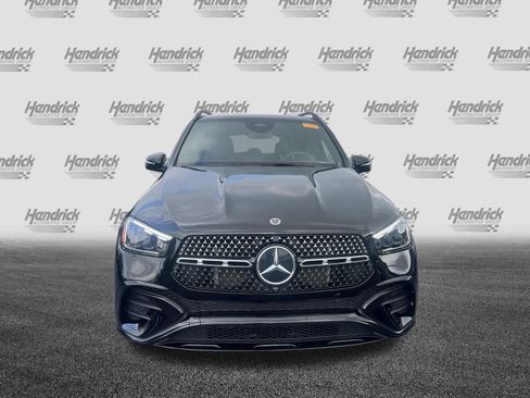 Used 2025 Mercedes-Benz GLE 450 4MATIC image 3