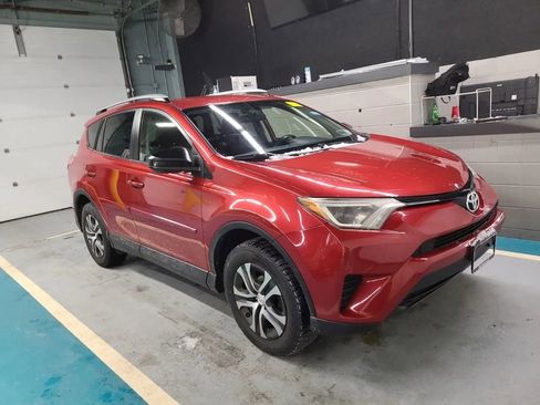 Used 2016 Toyota RAV4 LE AWD/4WD image 34