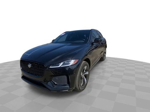 Used 2024 Jaguar F-PACE R-Dynamic S image 6