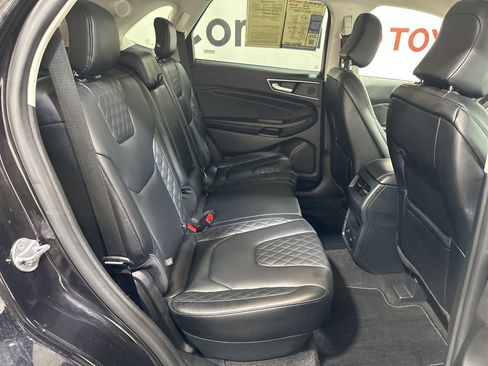Used 2024 Ford Edge Titanium image 15