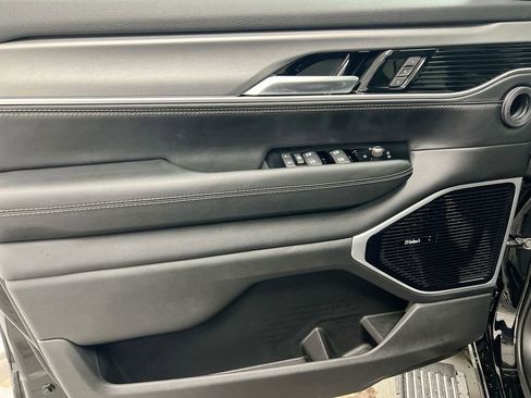 New 2026 Jeep Grand Wagoneer L Limited AWD/4WD image 22