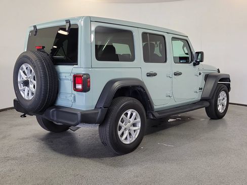 Used 2023 Jeep Wrangler Unlimited Sport w/ Sun And Sound Package AWD/4WD image 6