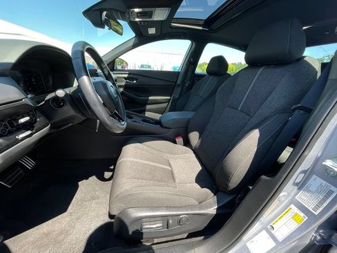 Used 2025 Honda Accord Sport image 26