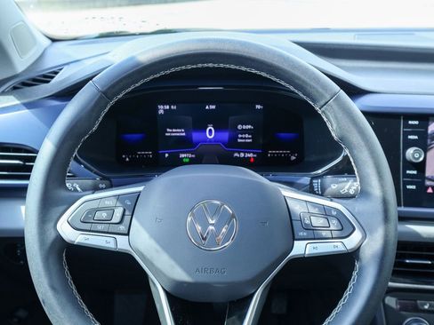 Certified 2022 Volkswagen Taos SE AWD/4WD image 20