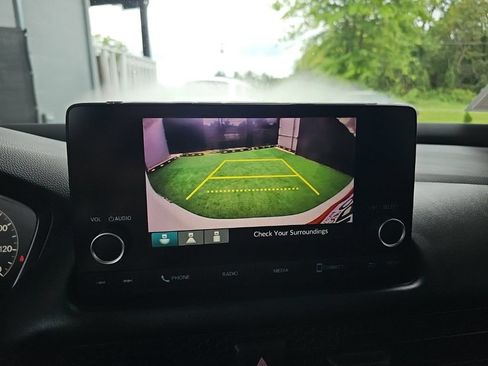 Used 2024 Honda HR-V LX image 21