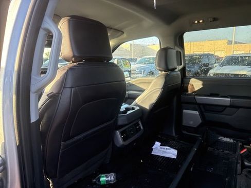 Used 2024 Ford F250 Lariat w/ Chrome Package AWD/4WD image 24