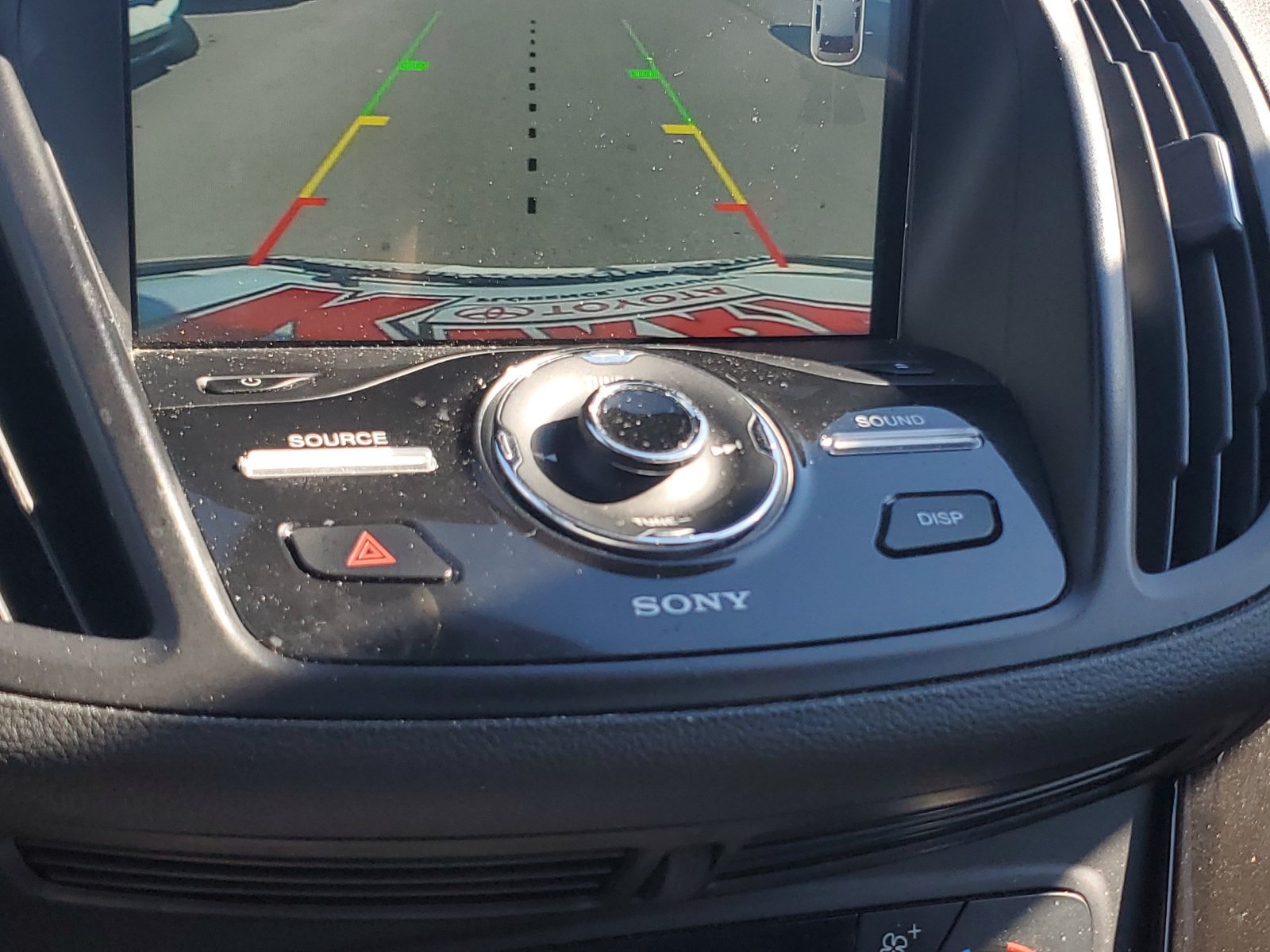 Used 2018 Ford Escape Titanium AWD/4WD image 28