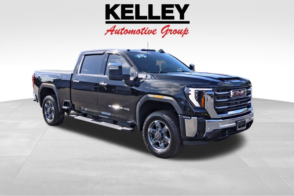 Certified 2025 GMC Sierra 3500 SLT w/ SLT Premium Package AWD/4WD image 1