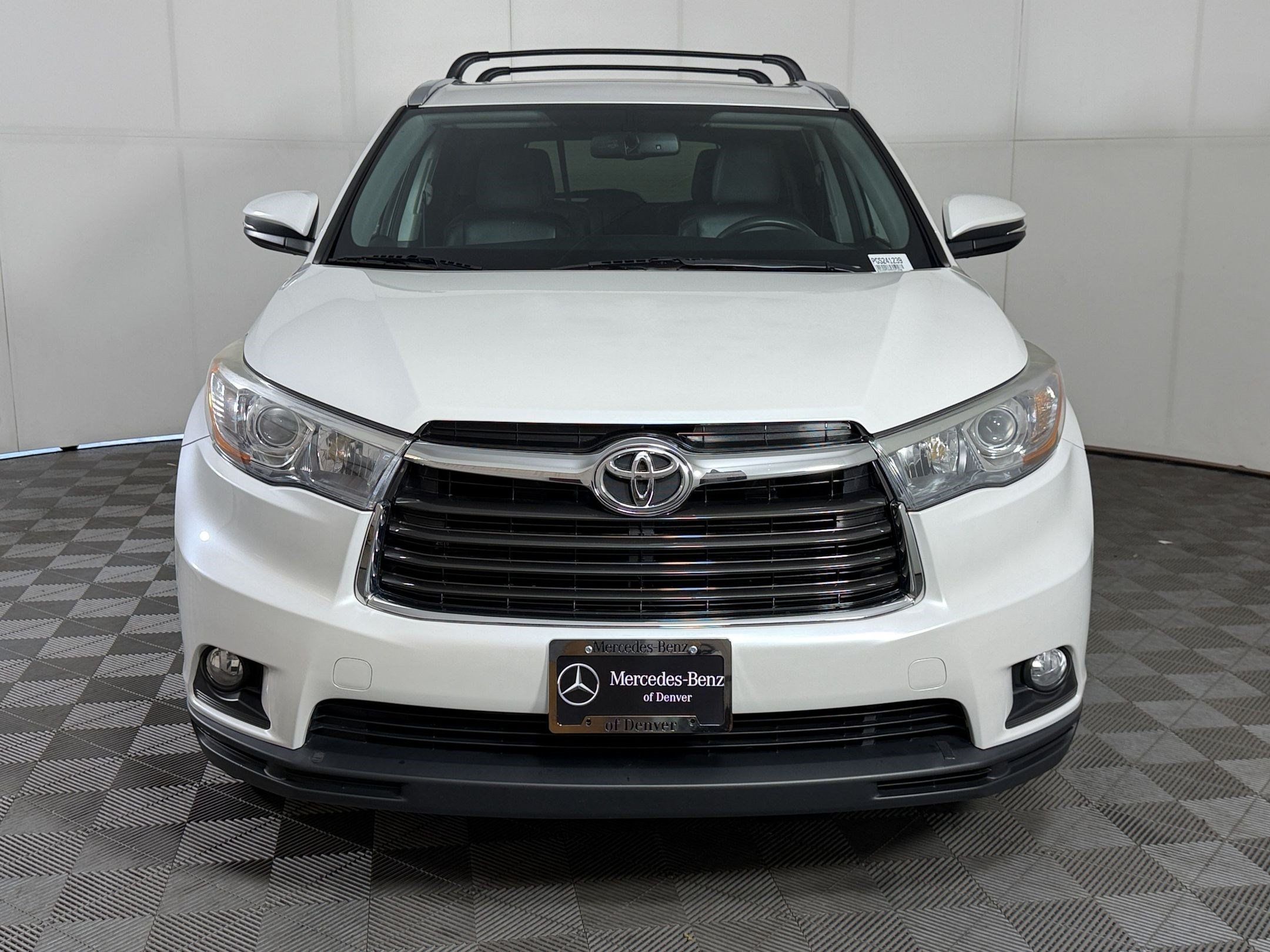 Used 2016 Toyota Highlander XLE AWD/4WD image 6