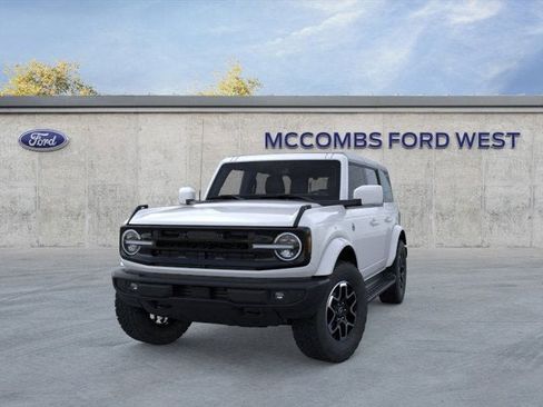 New 2025 Ford Bronco Outer Banks image 3