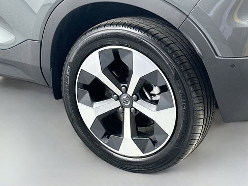 New 2026 Volvo XC40 B4 Plus w/ Protection Package Premier FWD image 9