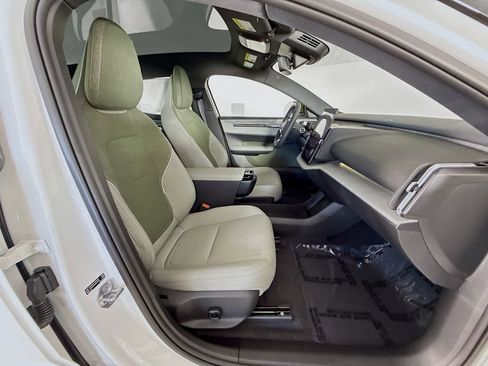 New 2026 Volvo EX30 Cross Country Ultra w/ Protection Package Premier image 28