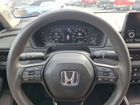 Used 2024 Honda Accord EX image 19