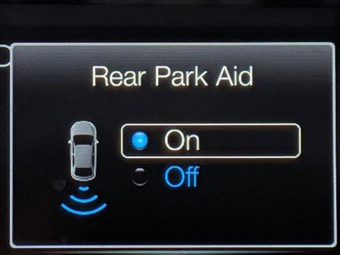 Used 2020 Ford Mustang Premium image 12