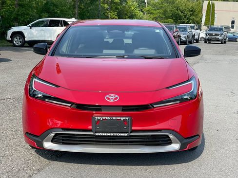 Used 2024 Toyota Prius Prime FWD image 12