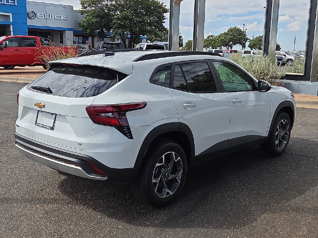 New 2026 Chevrolet Trax LT FWD image 4