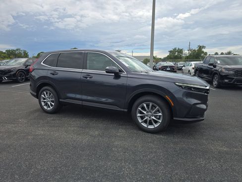 Used 2026 Honda CR-V EX image 2