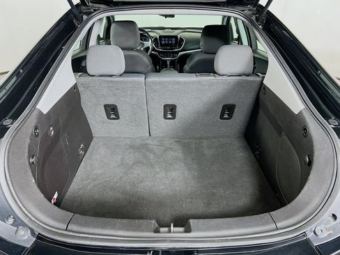 Used 2018 Chevrolet Volt LT w/ Comfort Package FWD image 24