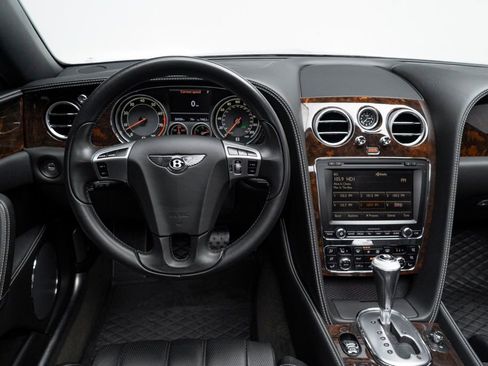 Used 2014 Bentley Flying Spur W12 AWD/4WD image 24