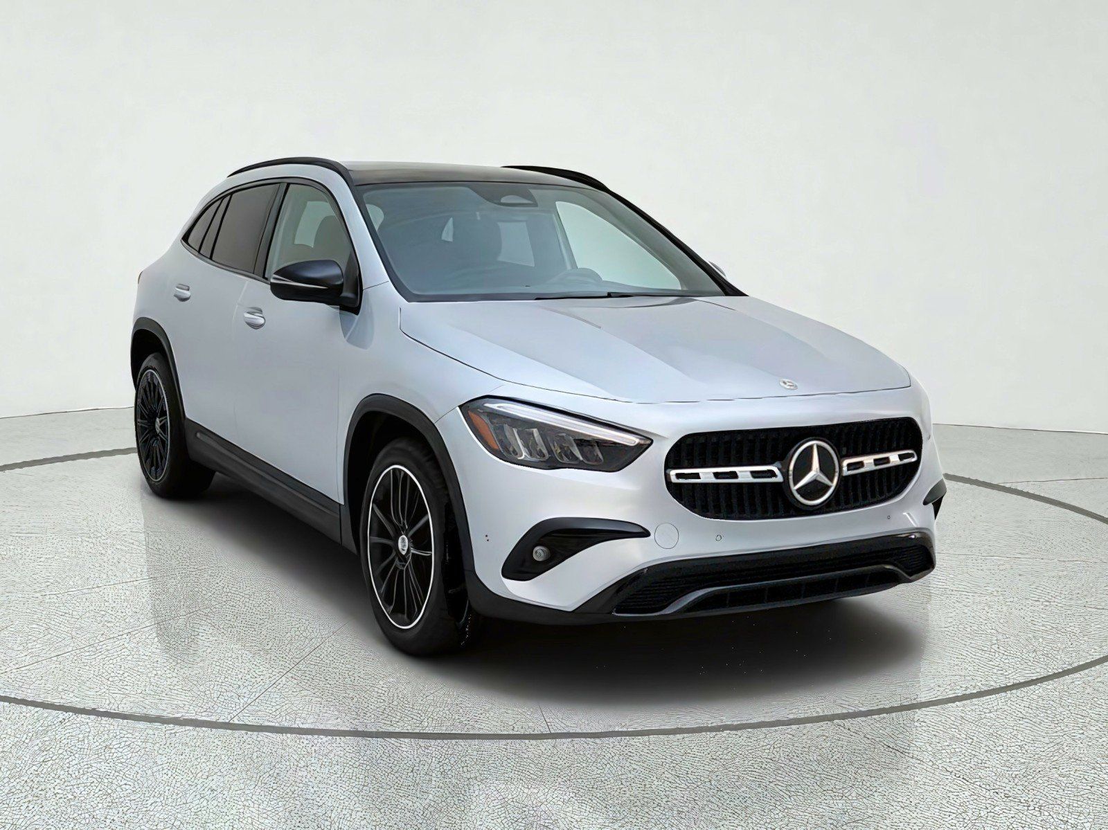 Used 2026 Mercedes-Benz GLA 250 image 4