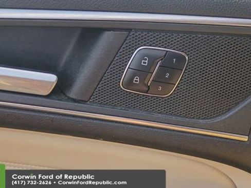 Used 2018 Ford Edge Titanium w/ Equipment Group 301A image 14