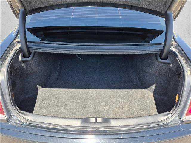 Used 2020 Chrysler 300 Touring w/ Sport Appearance Package RWD image 6