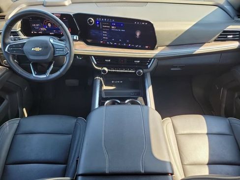 Certified 2025 Chevrolet Tahoe Premier AWD/4WD image 20