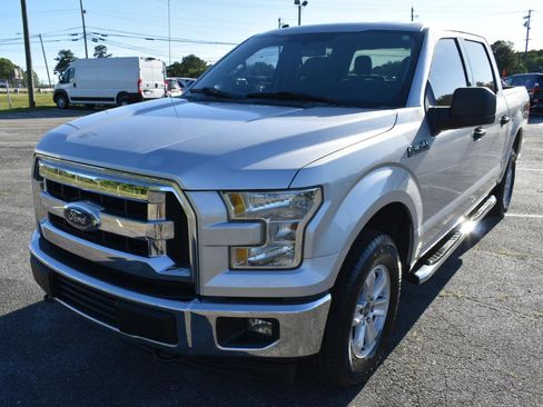 Used 2017 Ford F150 XLT AWD/4WD image 2